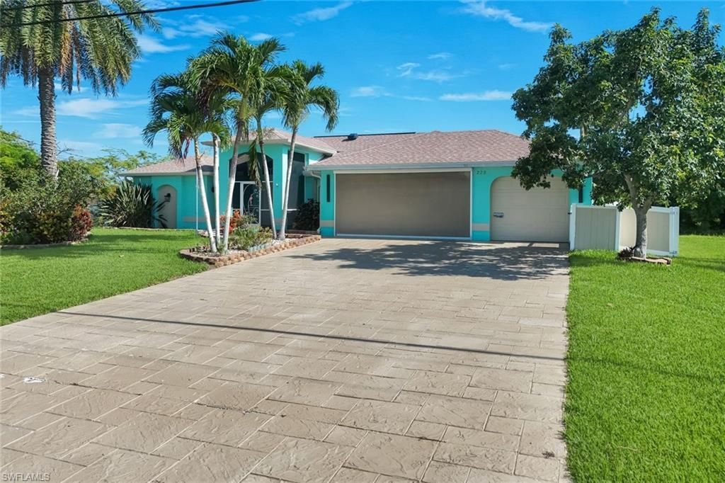 223 NW 5th Ter, Cape Coral, FL 33993 Photo
