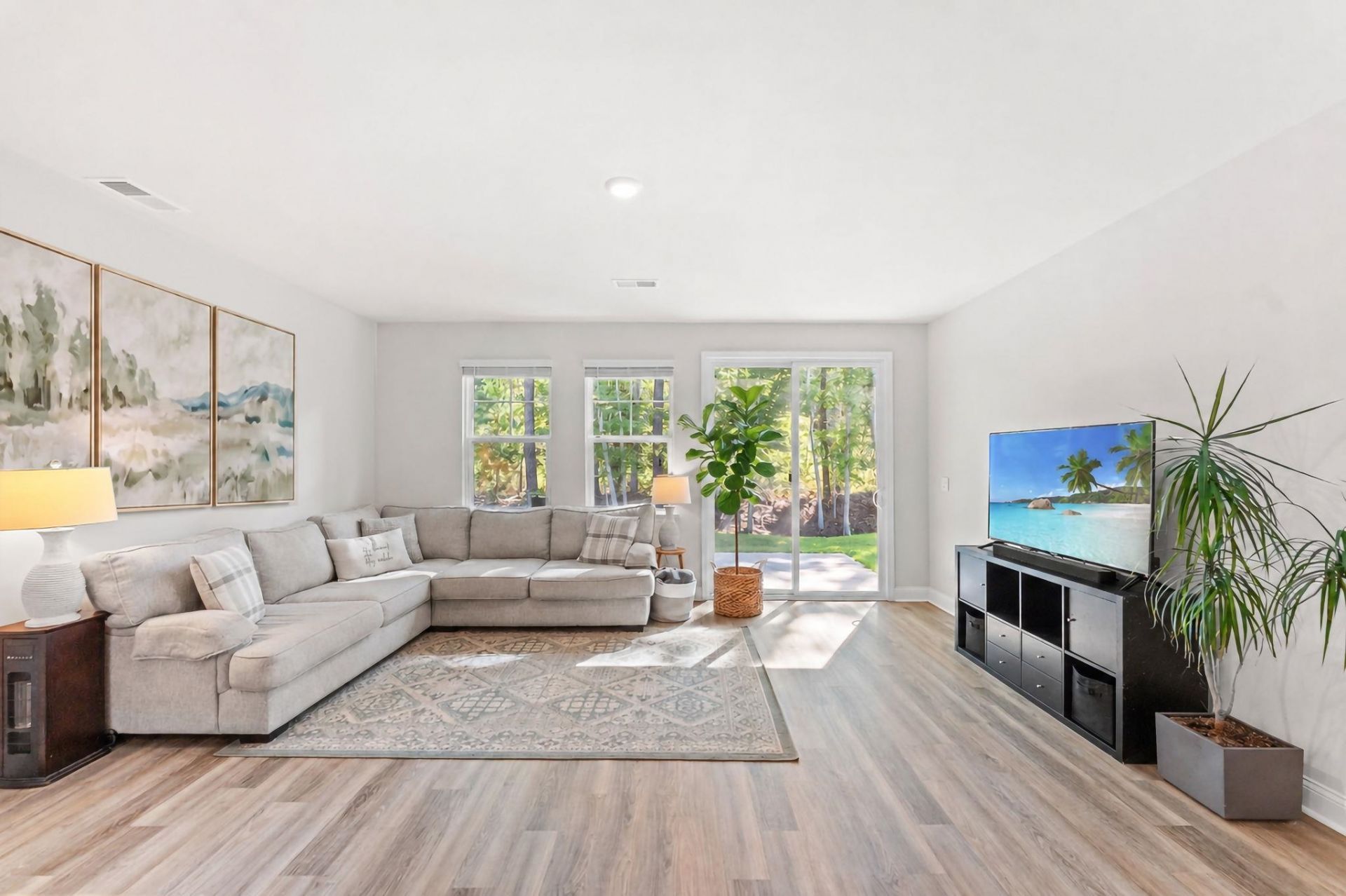 577 Haven View Way  Photo 9