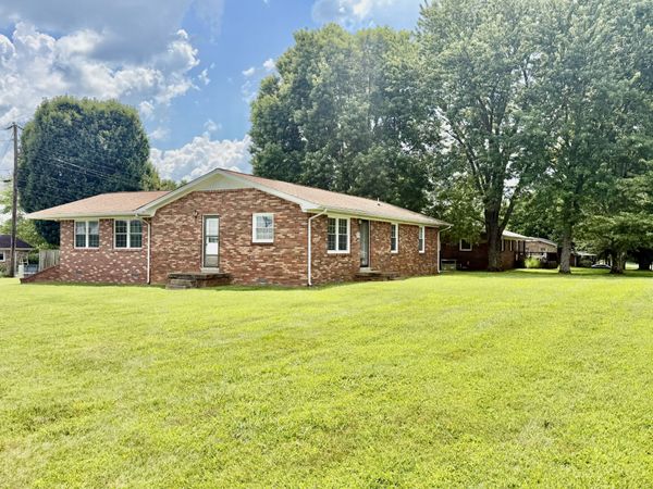 214 Captain Dr , Ethridge, TN 38456