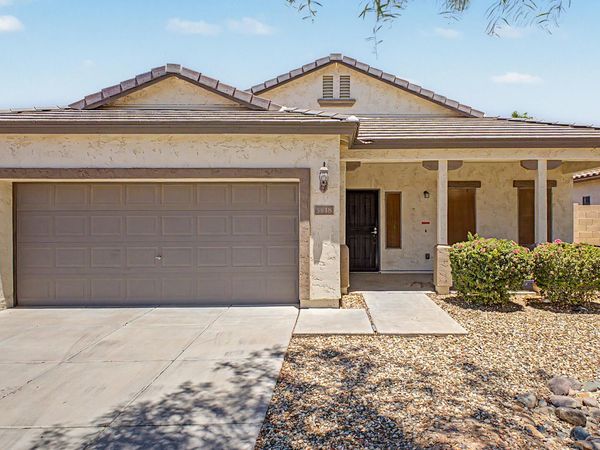 5818 W PEDRO Lane, Laveen, AZ 85339