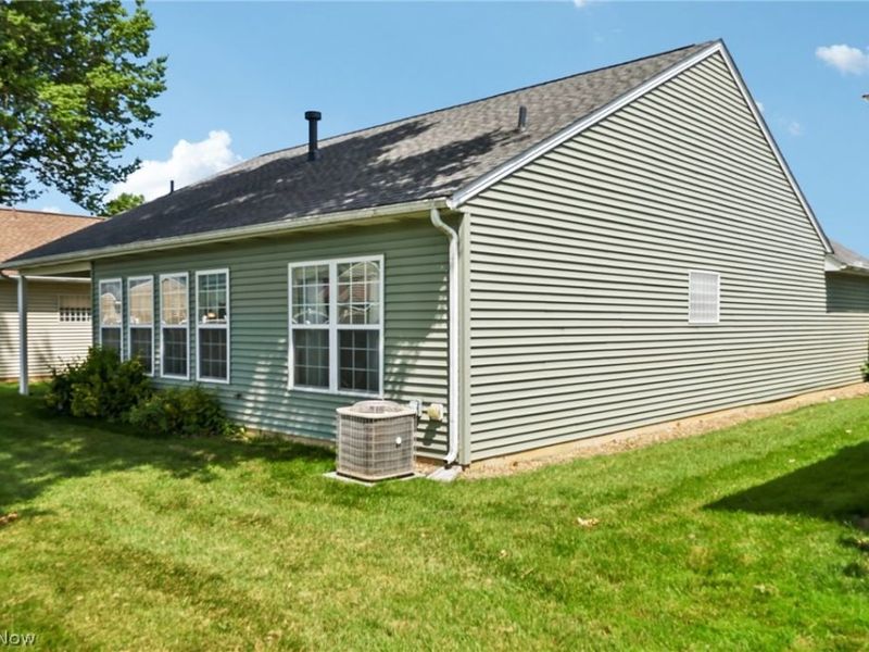 173 Saint Charles Place, Elyria, OH 44035 Photo 33