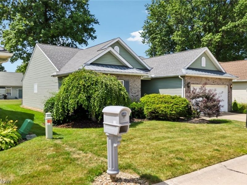 173 Saint Charles Place, Elyria, OH 44035 Photo 6