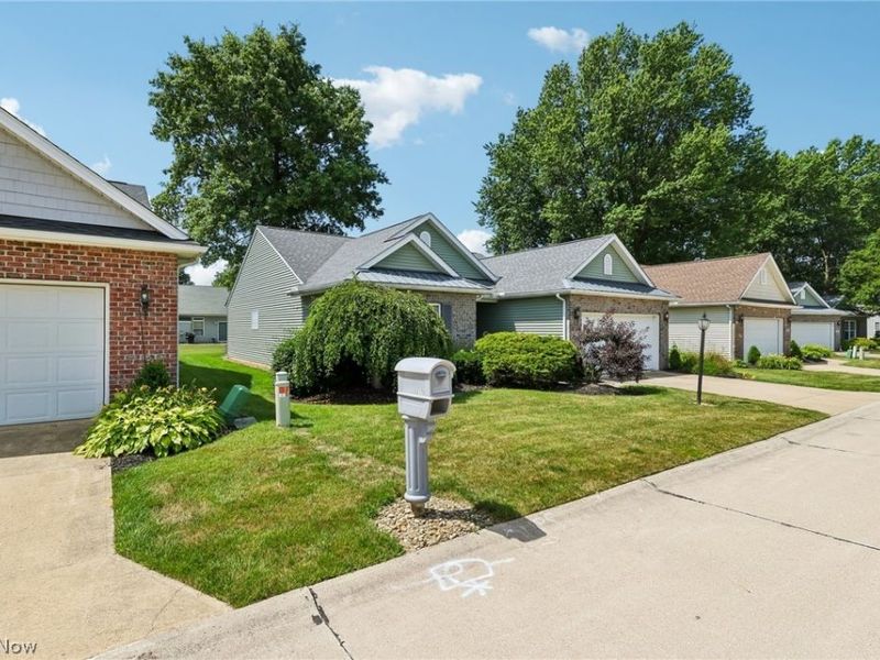 173 Saint Charles Place, Elyria, OH 44035 Photo 7