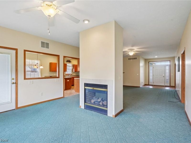 173 Saint Charles Place, Elyria, OH 44035 Photo 9