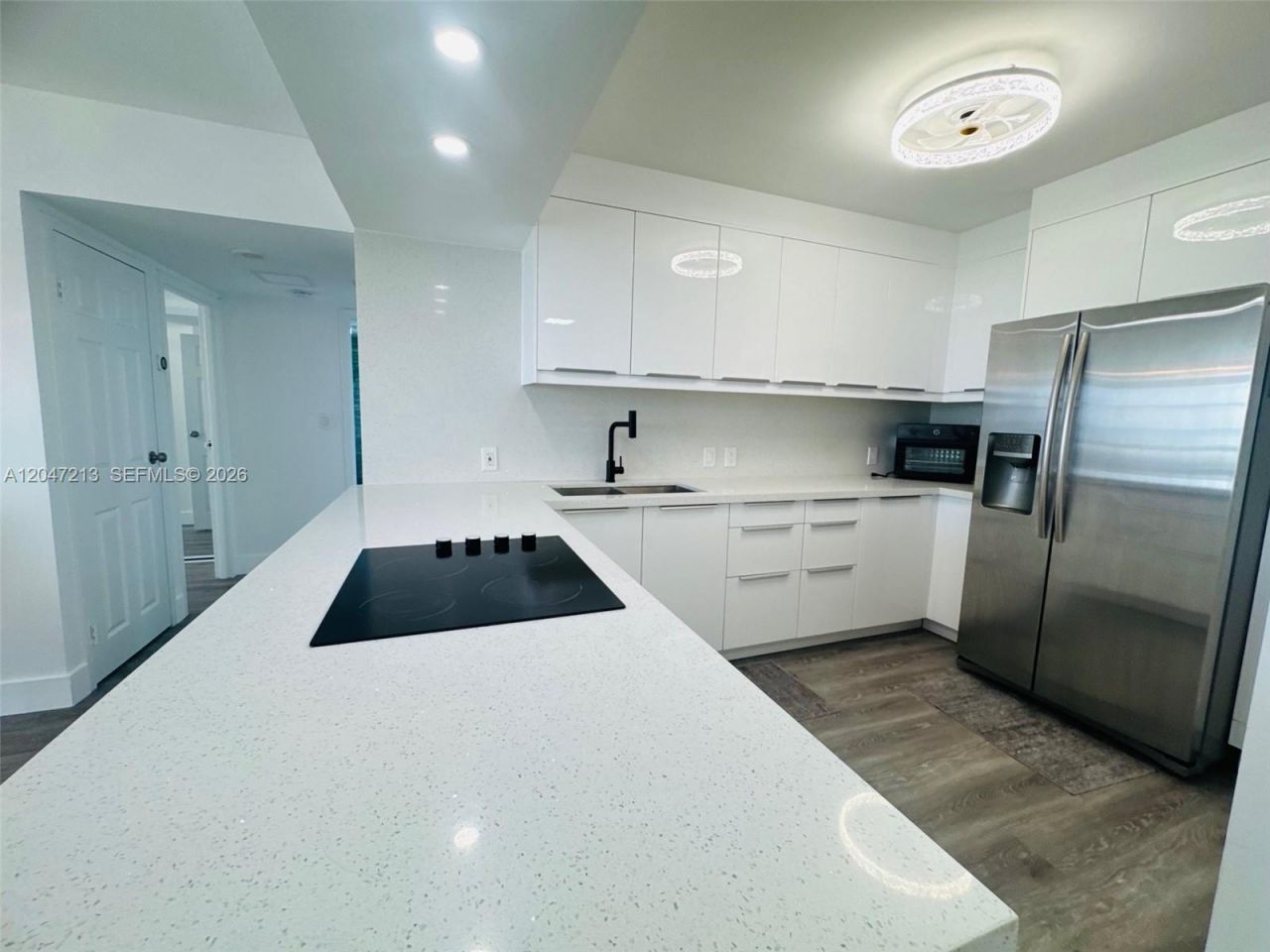 3625 N Country Club Dr , Unit 2409, Aventura, FL 33180 Photo
