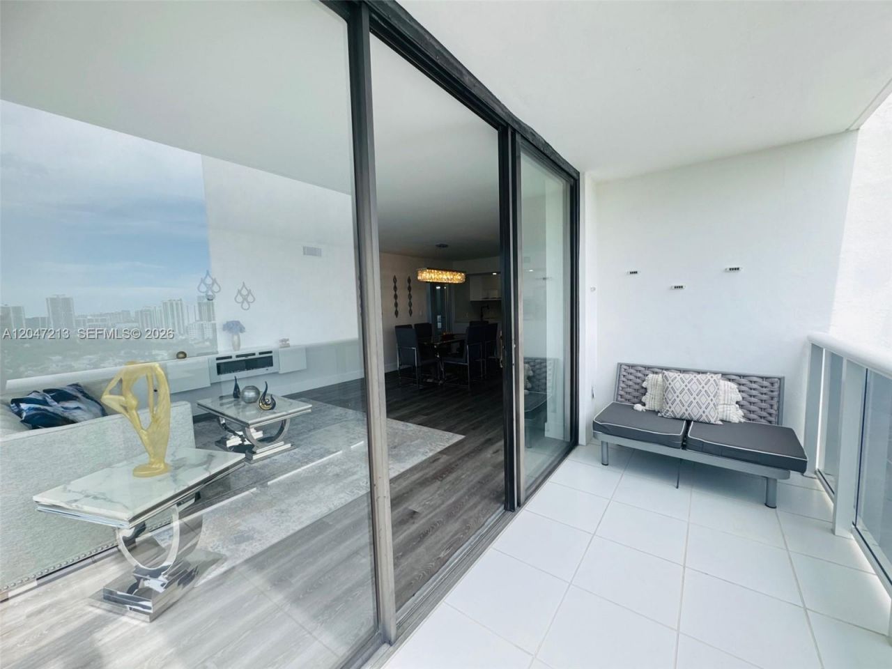 3625 N Country Club Dr , Unit 2409, Aventura, FL 33180 Photo
