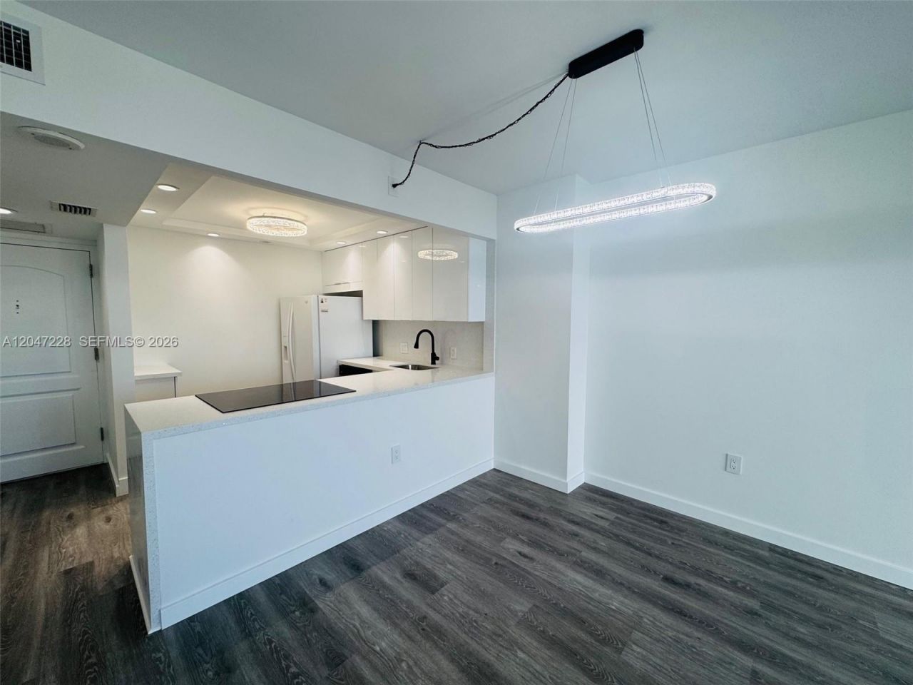 3675 N Country Club Dr , Unit 2007, Aventura, FL 33180 Photo