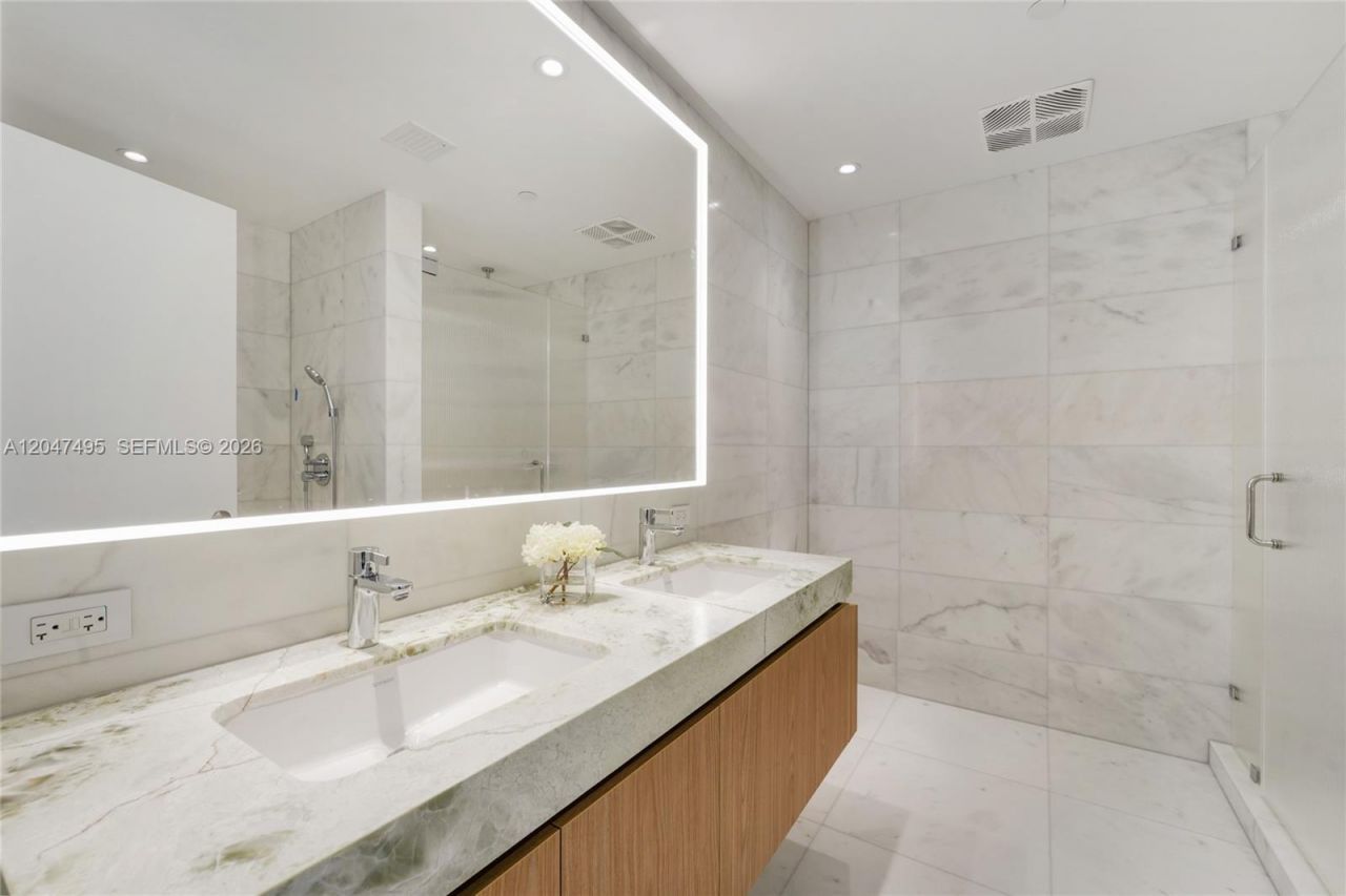 500 Alton Rd , Unit 1506, Miami Beach, FL 33139 Photo
