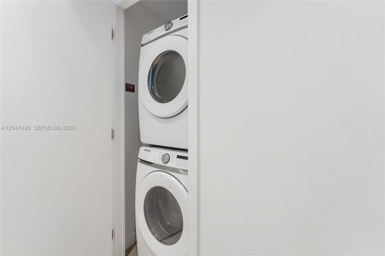 500 Alton Rd , Unit 1506, Miami Beach, FL 33139 Photo