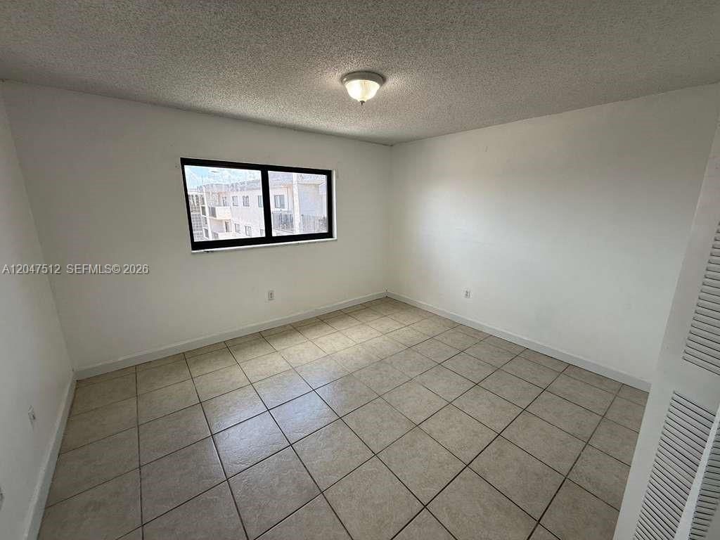 6950 W 6th Ave , Unit 509, Hialeah, FL 33014 Photo