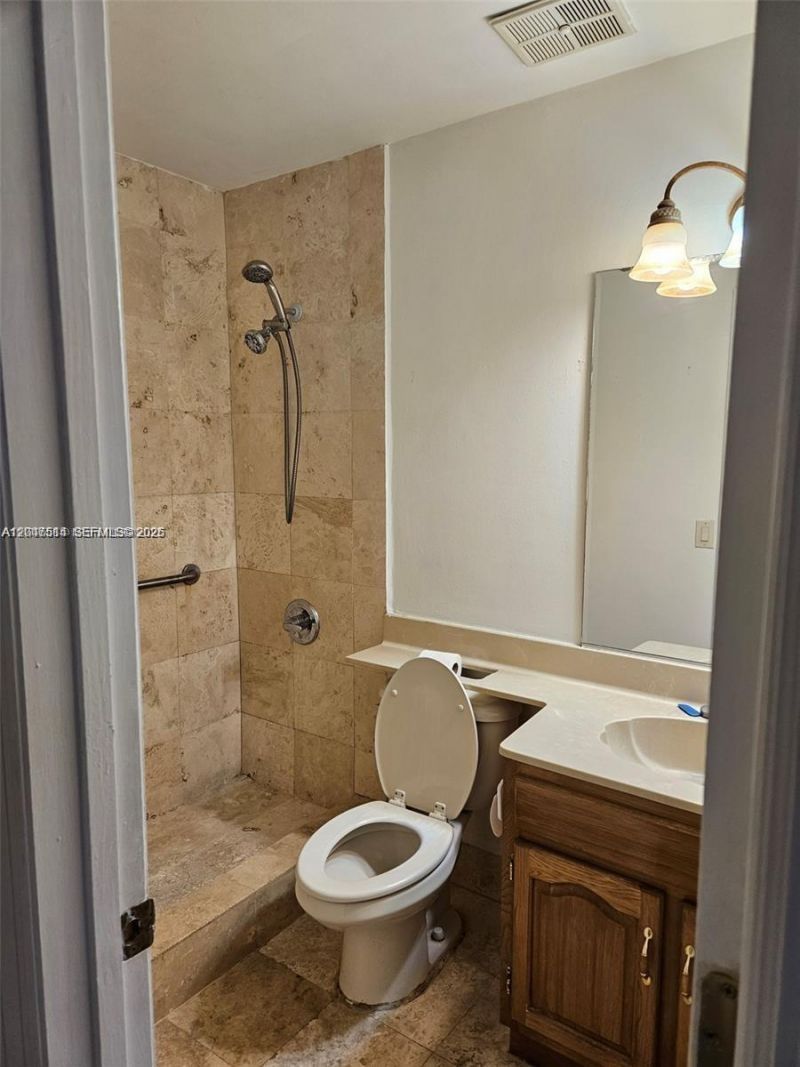 61 NW 132nd Pl , Miami, FL 33182 Photo