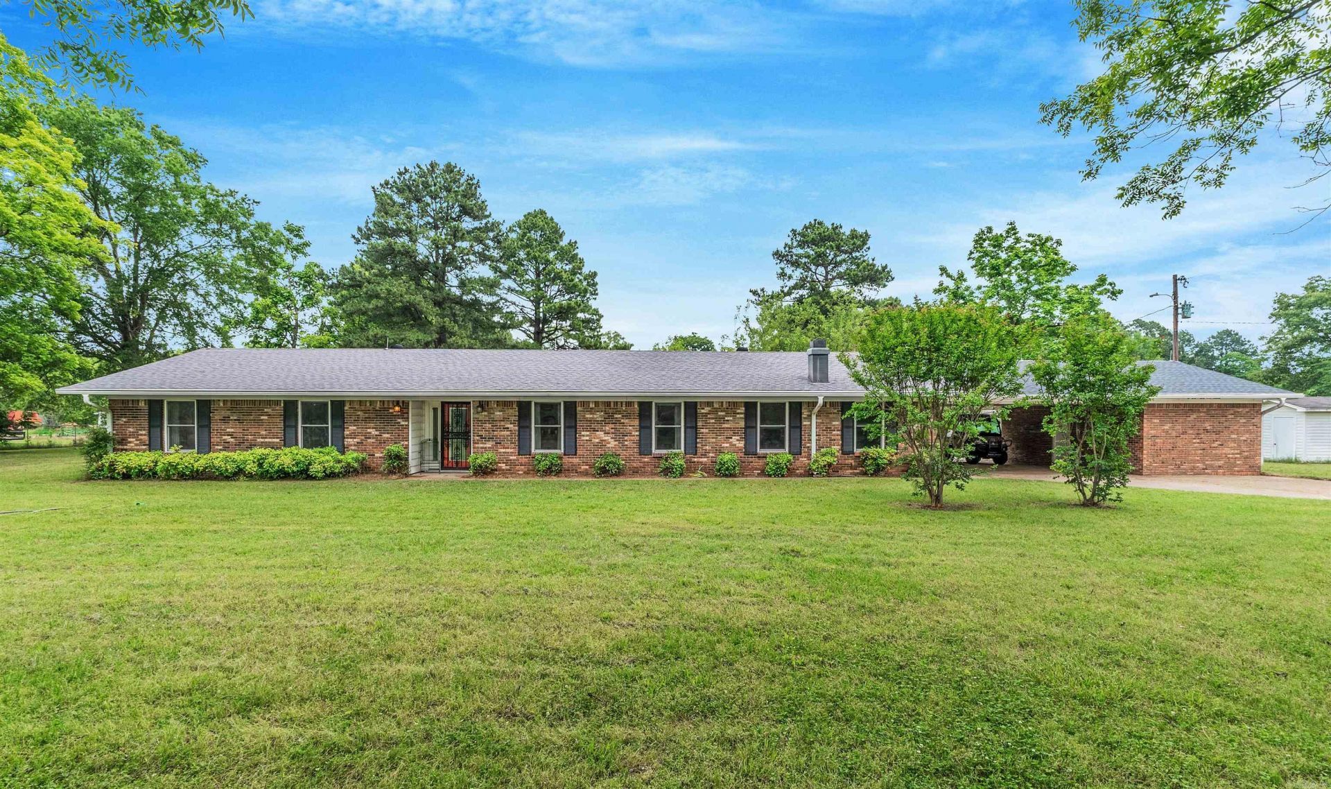 15925 Willits Road  North Little Rock, AR 72117