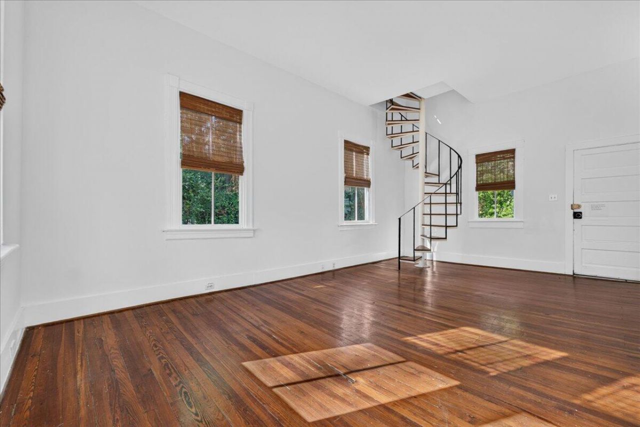 65 Vanderhorst Street Photo 10