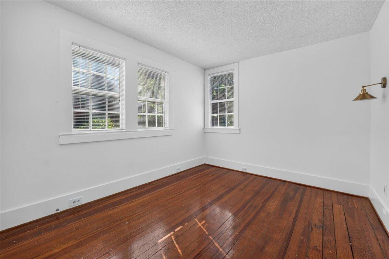 65 Vanderhorst Street Photo 14