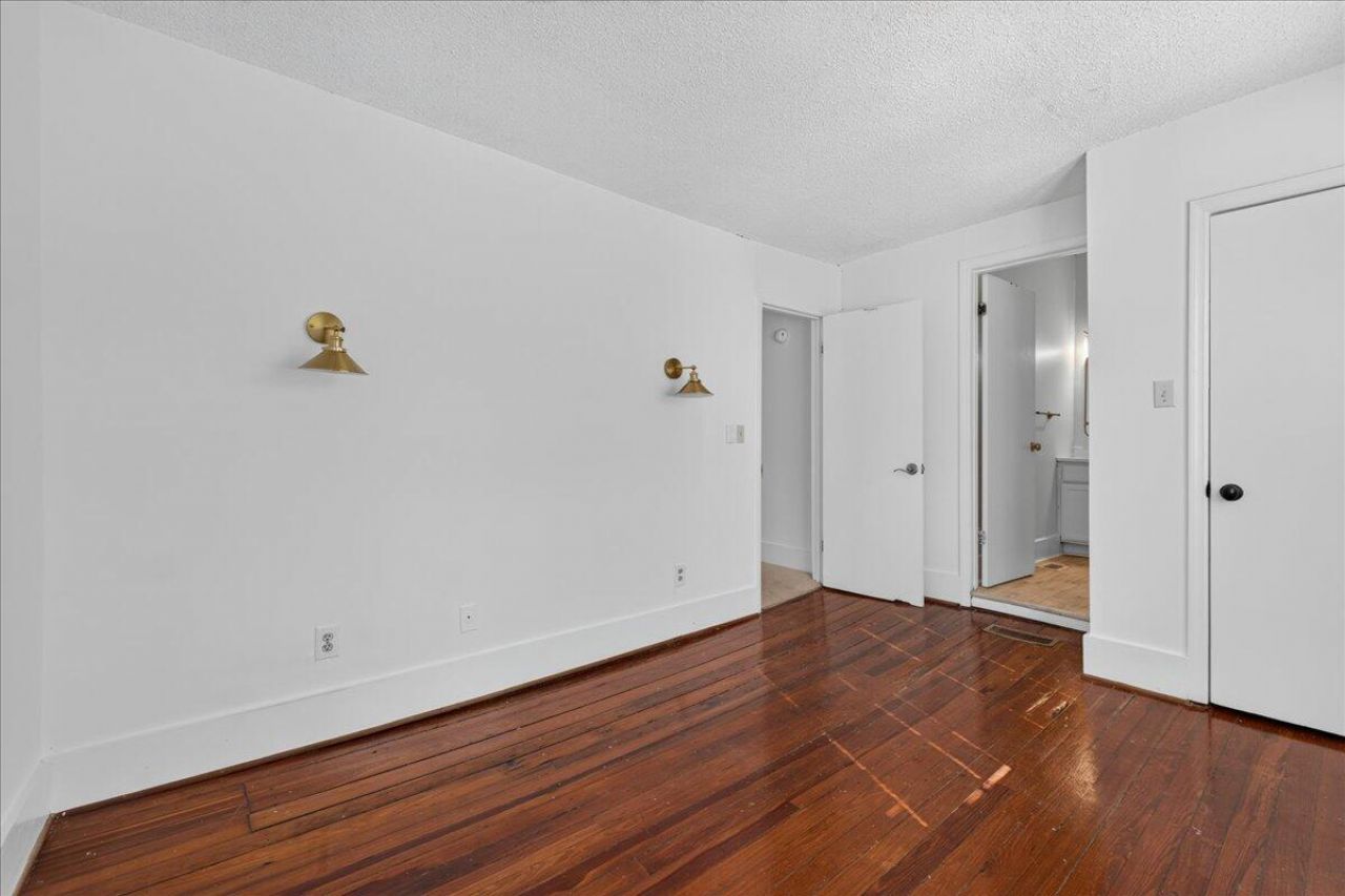65 Vanderhorst Street Photo 15