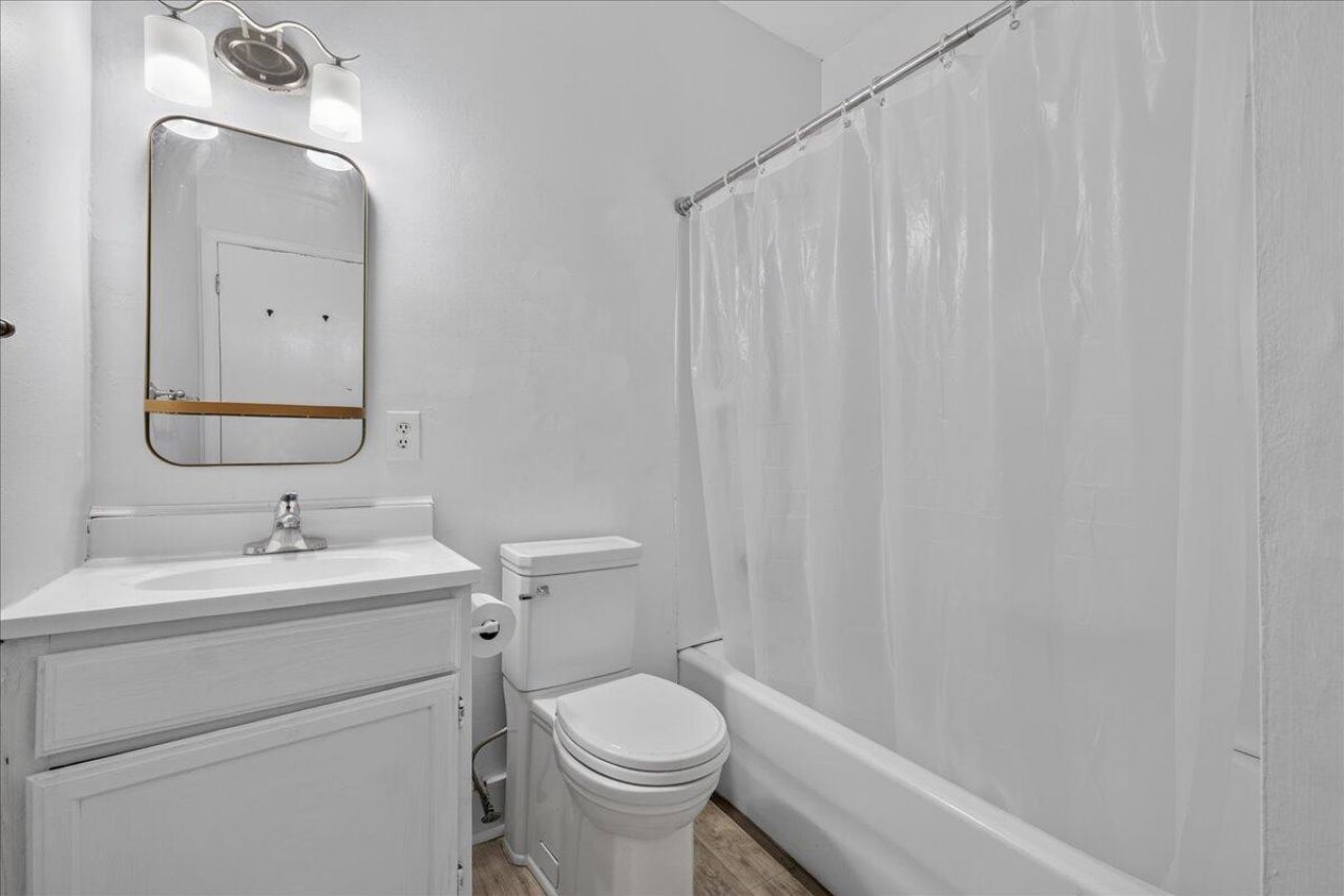 65 Vanderhorst Street Photo 16