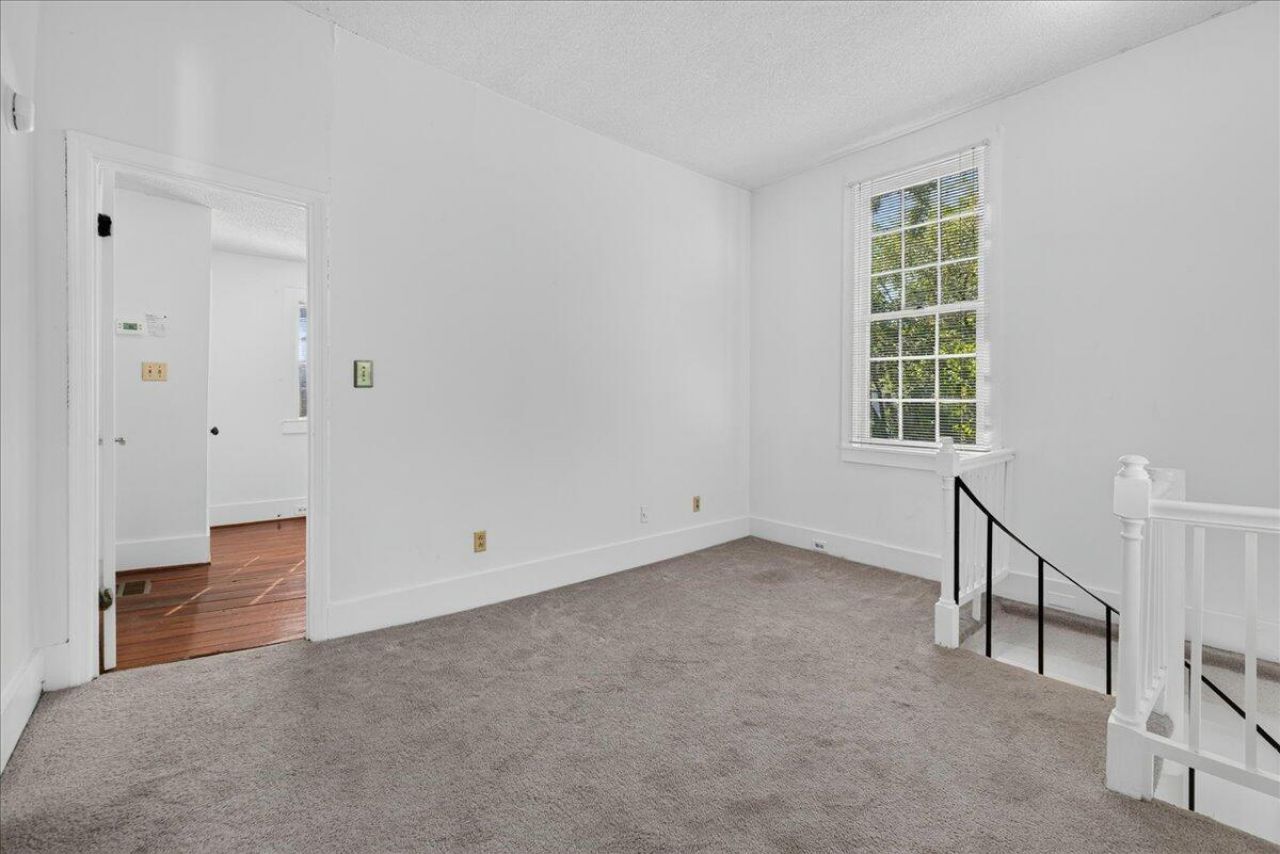 65 Vanderhorst Street Photo 17