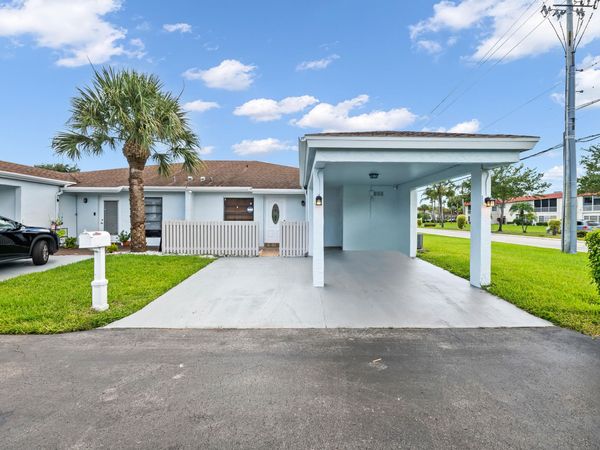 6673 Moonlit Drive, Delray Beach, FL 33446