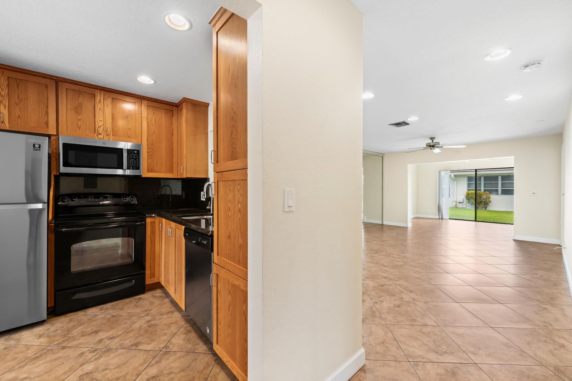 6673 Moonlit Drive, Delray Beach, FL 33446 Photo