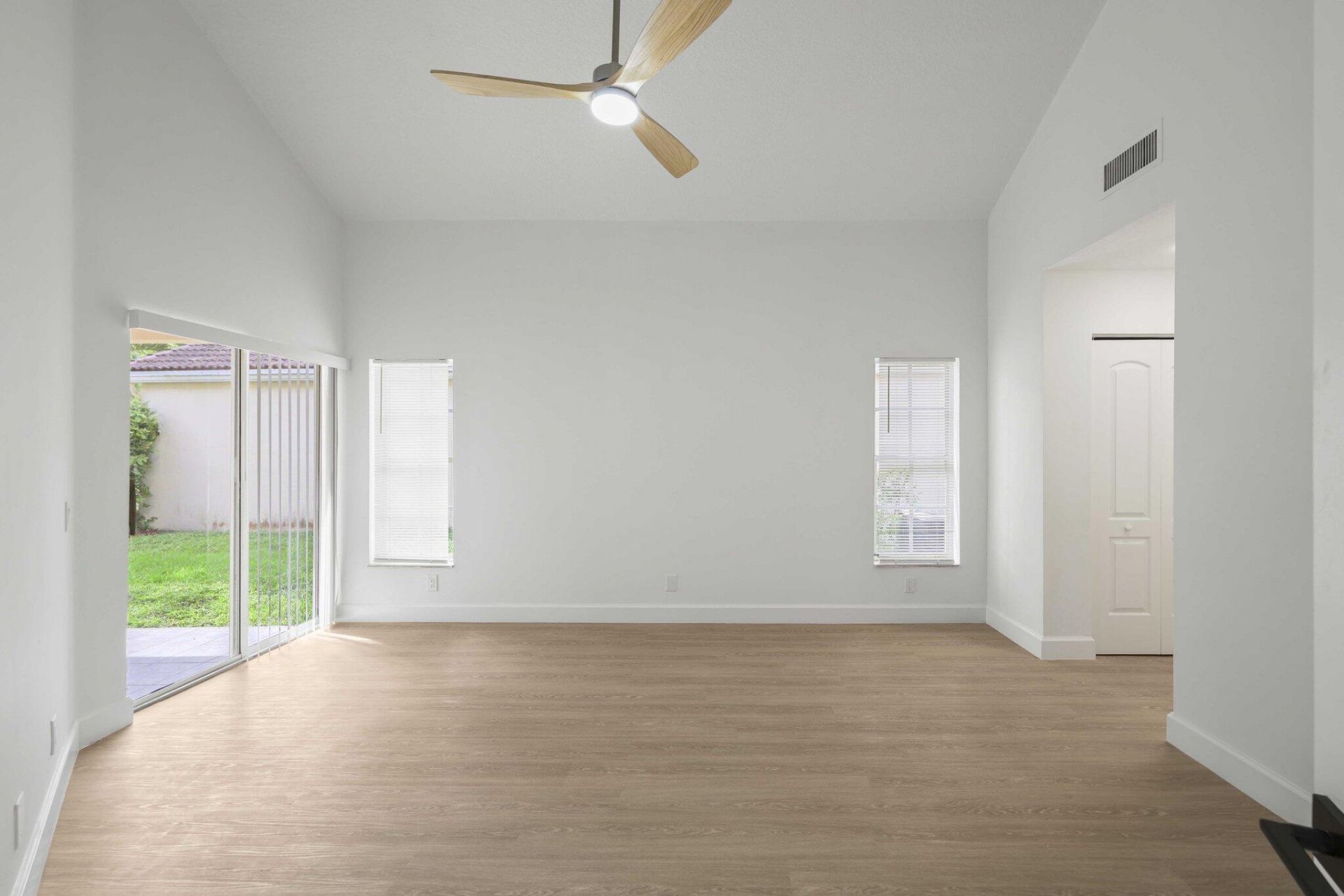 11614 NW 2nd Drive, Coral Springs, FL 33071 Photo