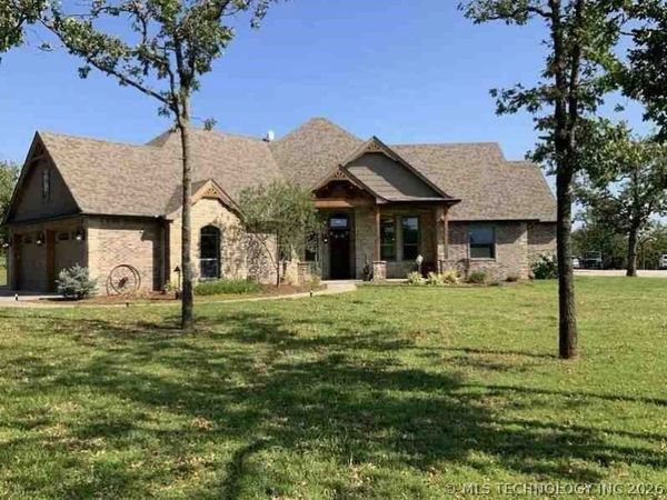 2602 County Road 2230, Skiatook, OK 74070