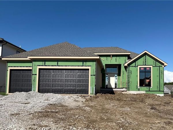 17429 Gillette Street, Overland Park, KS 66221
