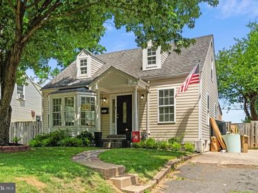 2819 SUMMERFIELD ROAD , FALLS CHURCH, VA 22042