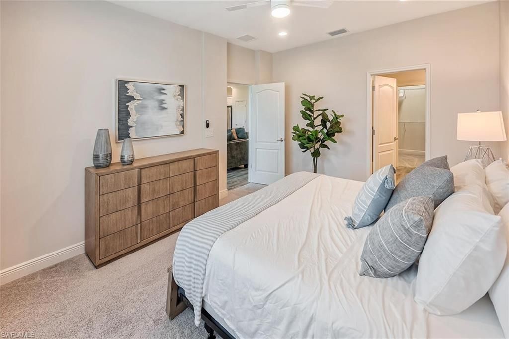 6960 Avalon Cir, Unit 807, Naples, FL 34112 Photo