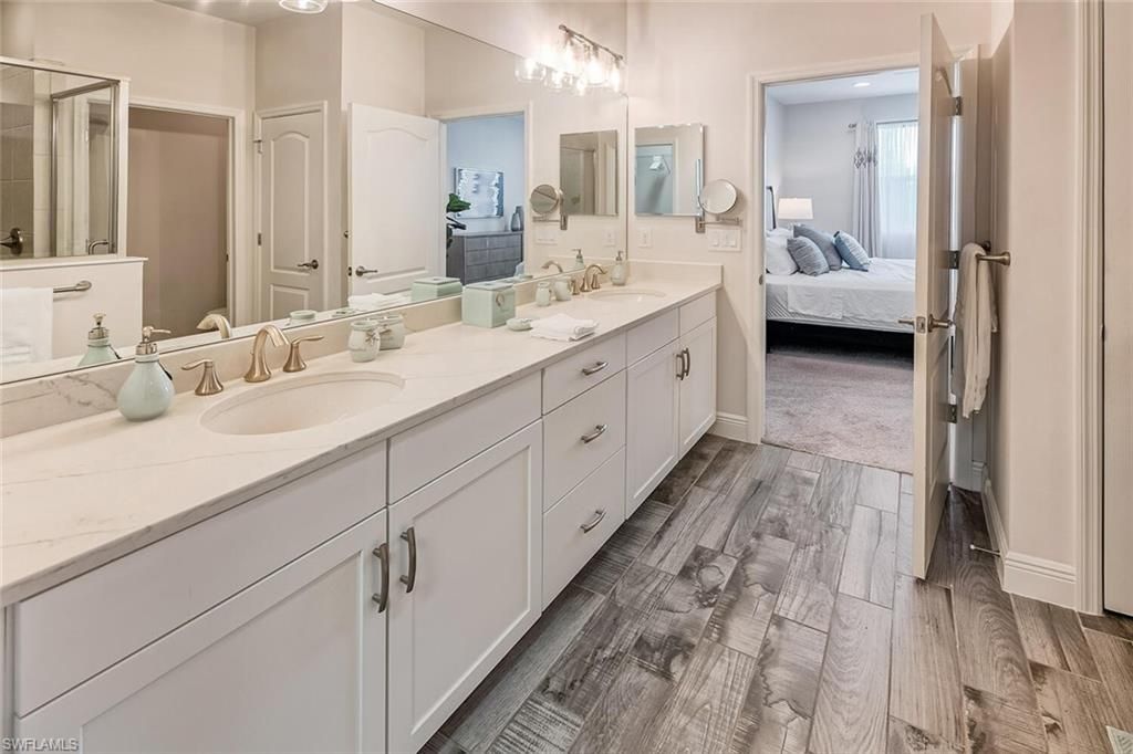 6960 Avalon Cir, Unit 807, Naples, FL 34112 Photo