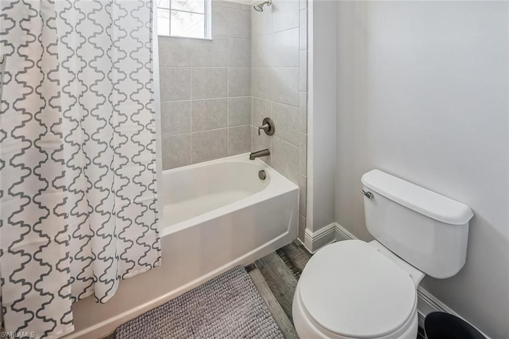 6960 Avalon Cir, Unit 807, Naples, FL 34112 Photo