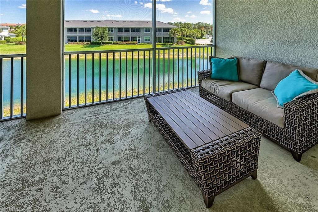6960 Avalon Cir, Unit 807, Naples, FL 34112 Photo