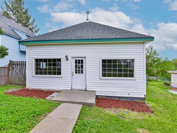 512 S Lebo St, Tekoa, WA 99033