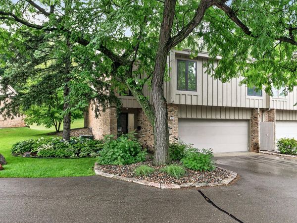5725 Duncan Lane, Edina, MN 55436