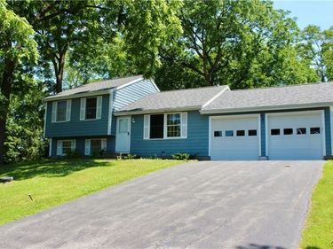 117 Bent Tree Lane , Baldwinsville, NY 13027
