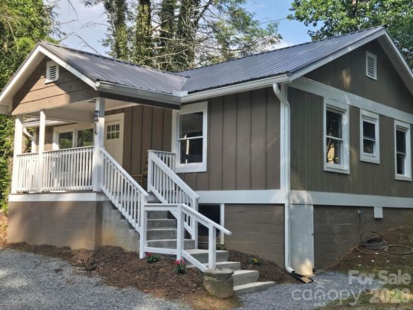 61 Wright Lane, Brevard, NC 28712