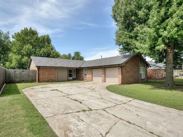 3216 Greenwood Drive, Norman, OK 73072