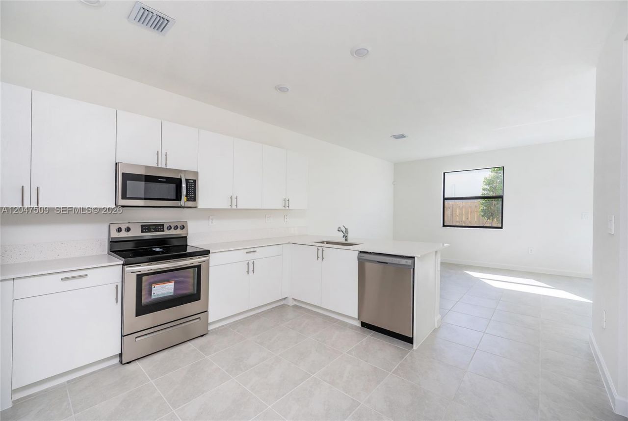 11930 SW 246th Ln , Unit 11930, Homestead, FL 33032 Photo