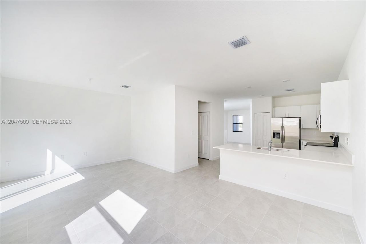 11930 SW 246th Ln , Unit 11930, Homestead, FL 33032 Photo