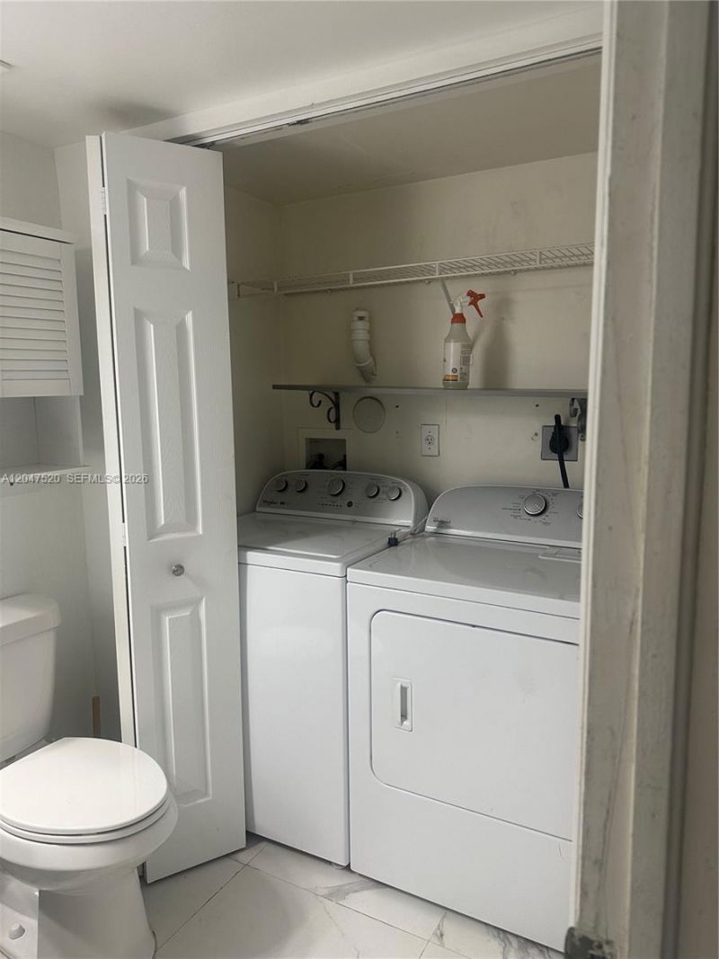 2961 NE 185th St , Unit 1618, Aventura, FL 33180 Photo