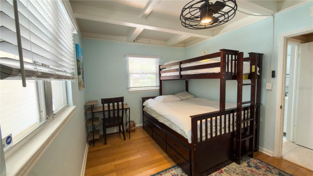 2475 W Paulstan Court , Sarasota, FL 34237 Photo
