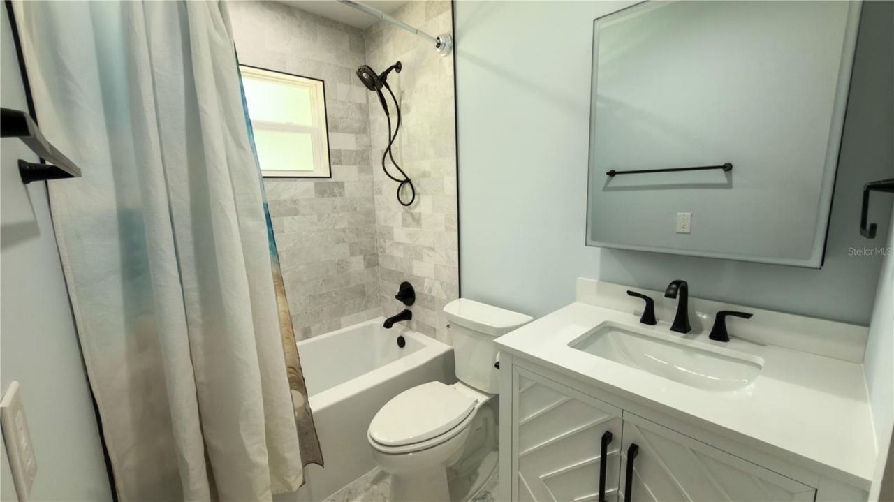 2475 W Paulstan Court , Sarasota, FL 34237 Photo