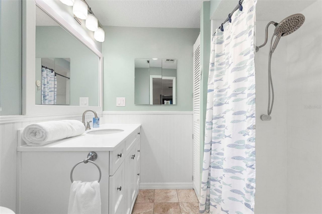 1035 Woodbrook Drive, Largo, FL 33770 Photo