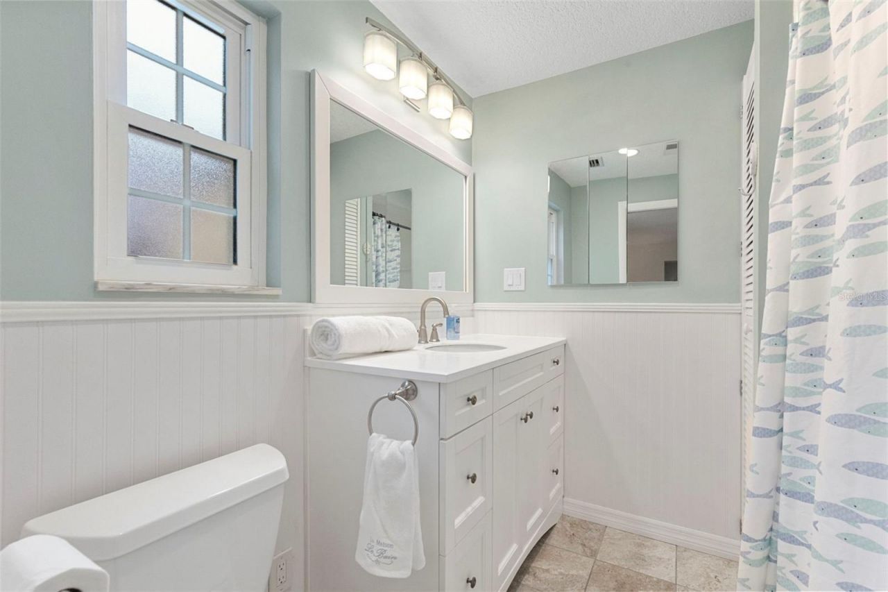 1035 Woodbrook Drive, Largo, FL 33770 Photo