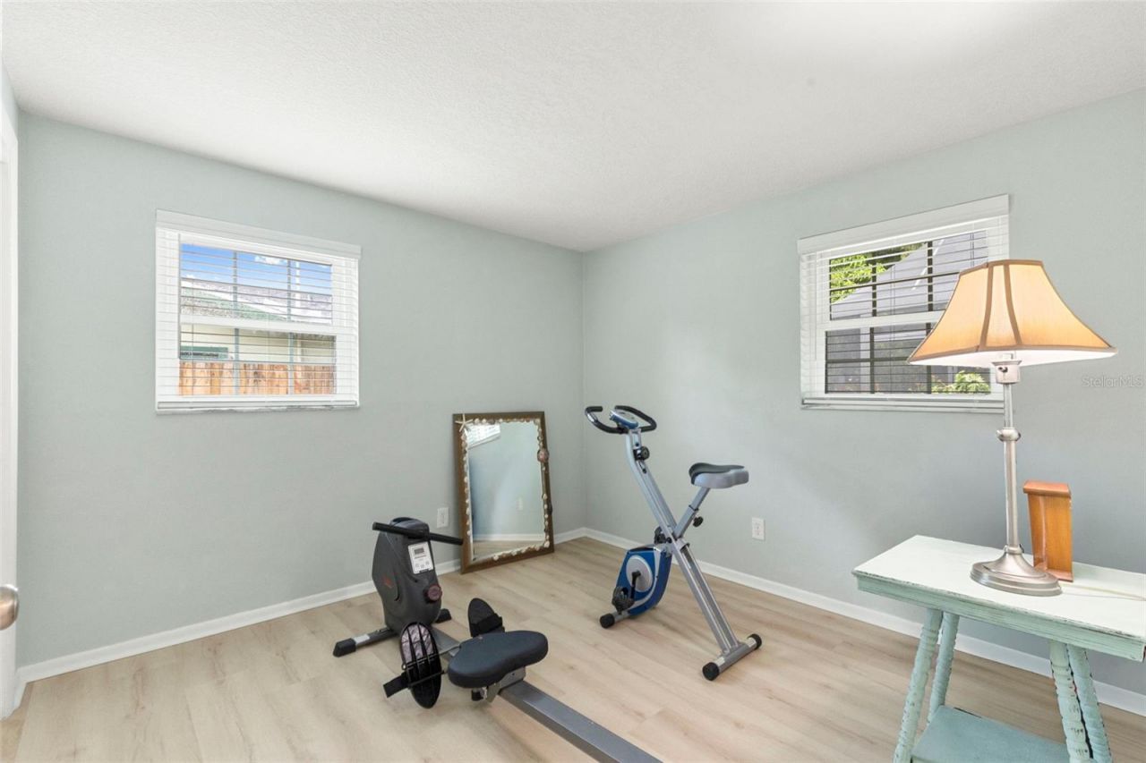 1035 Woodbrook Drive, Largo, FL 33770 Photo
