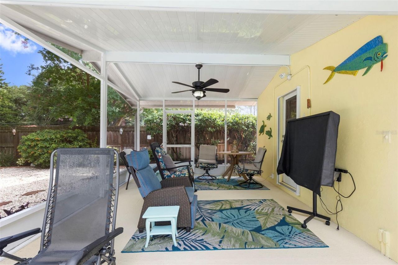 1035 Woodbrook Drive, Largo, FL 33770 Photo