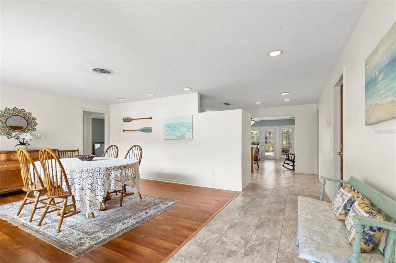 1035 Woodbrook Drive, Largo, FL 33770 Photo