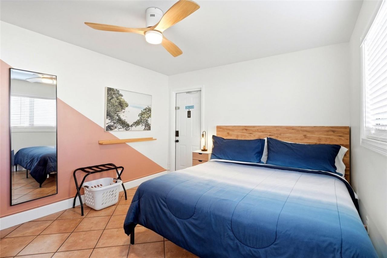 11965 Gulf Boulevard, Saint Petersburg, FL 33706 Photo