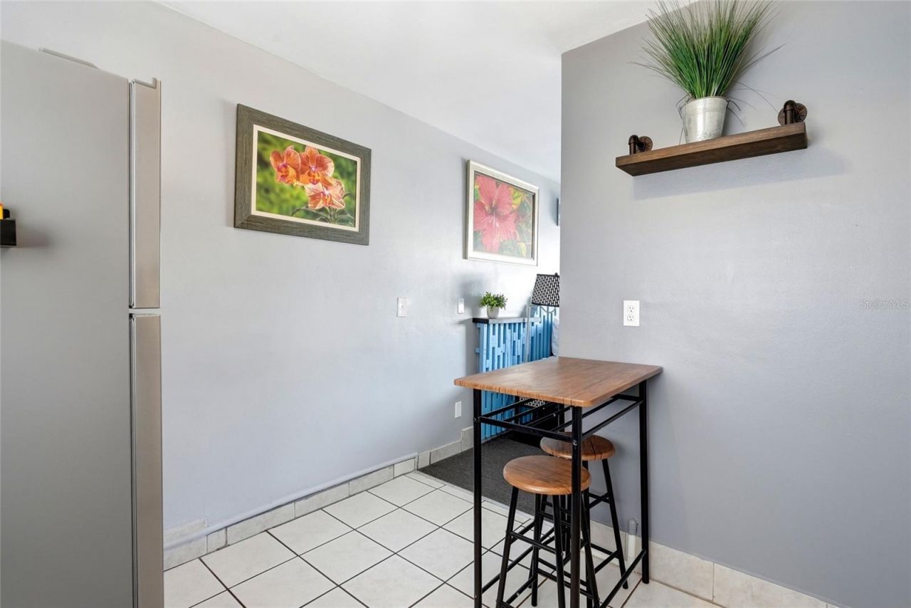 11965 Gulf Boulevard, Saint Petersburg, FL 33706 Photo