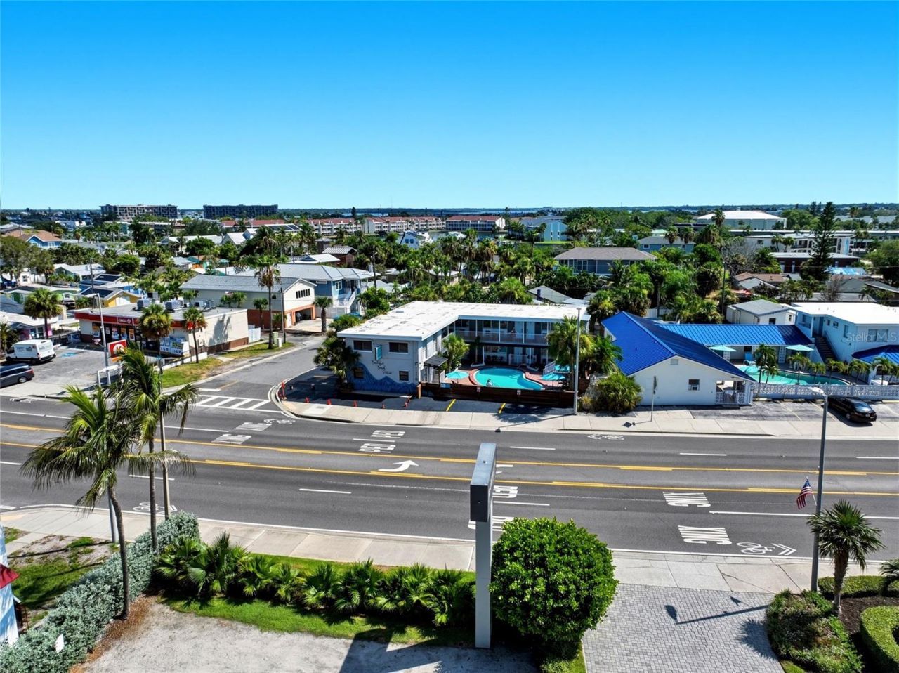 11965 Gulf Boulevard, Saint Petersburg, FL 33706 Photo
