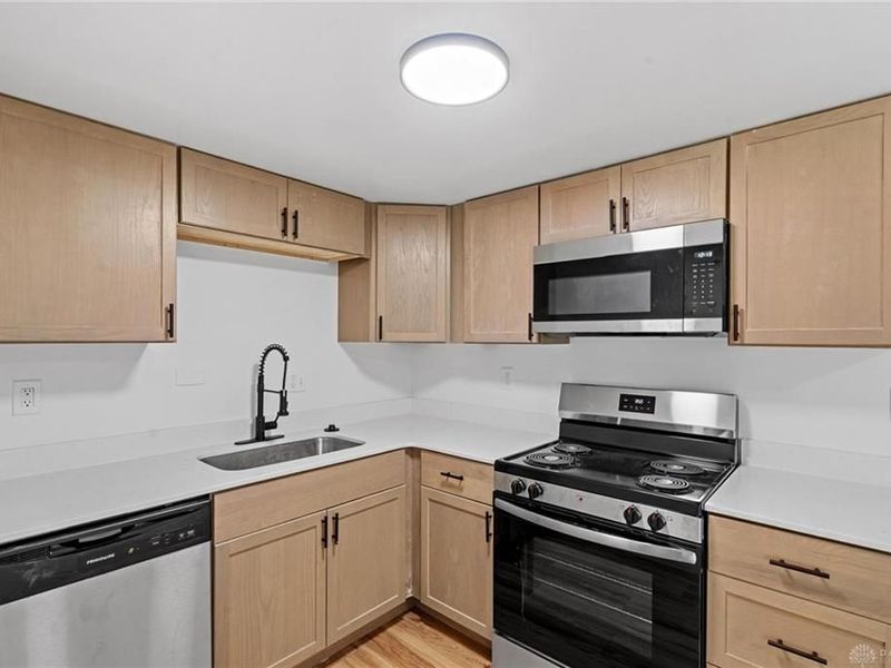 6815 Alter Road, Dayton, OH 45424 Photo 7